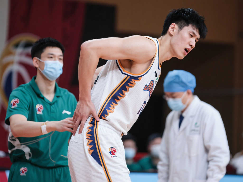 辽宁日报：张镇麟今夏将接受手术以根治腰胯伤病